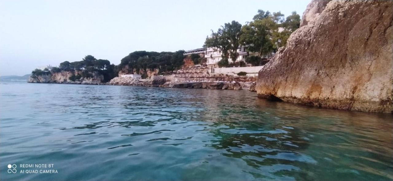 Matthews Beach House Vlorë Exterior foto