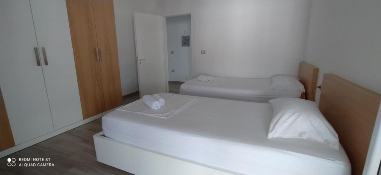 Matthews Beach House Vlorë Exterior foto