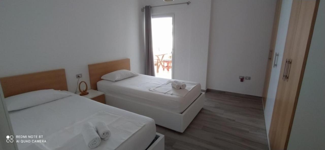 Matthews Beach House Vlorë Exterior foto