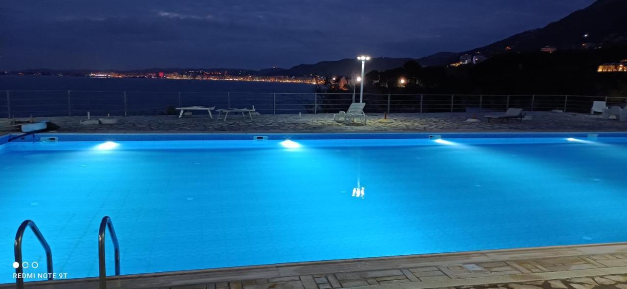 Matthews Beach House Vlorë Exterior foto